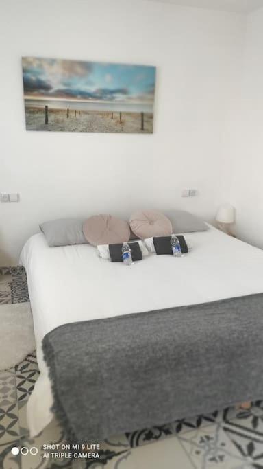 Precioso Apartamento Con A/A En Ruzafa Con Terracita Privada Y Acceso A Un Jardin, Para 2-3 Personas บาเลนเซีย ภายนอก รูปภาพ