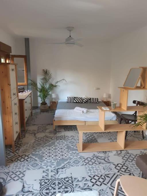 Precioso Apartamento Con A/A En Ruzafa Con Terracita Privada Y Acceso A Un Jardin, Para 2-3 Personas บาเลนเซีย ภายนอก รูปภาพ