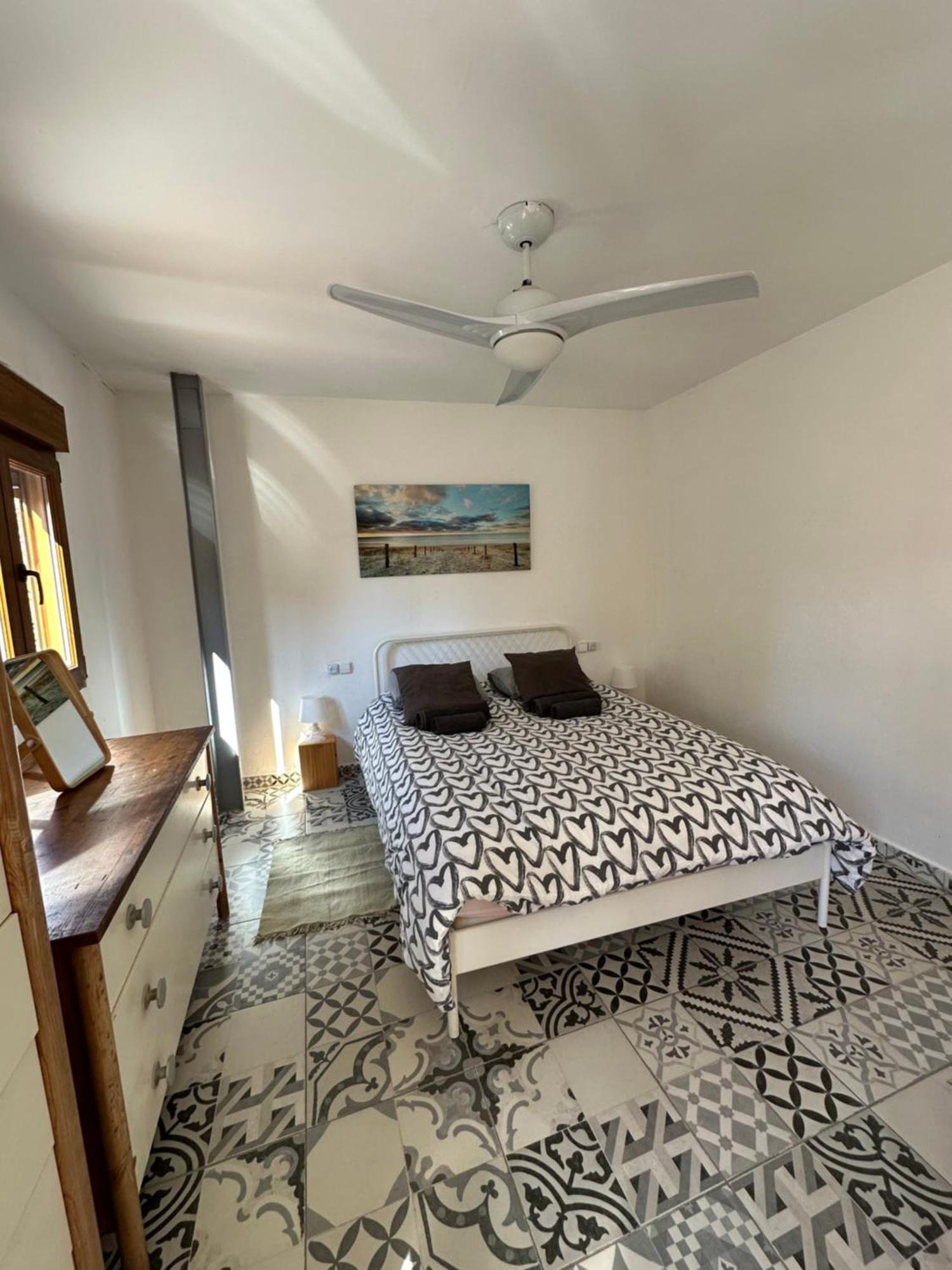 Precioso Apartamento Con A/A En Ruzafa Con Terracita Privada Y Acceso A Un Jardin, Para 2-3 Personas บาเลนเซีย ภายนอก รูปภาพ
